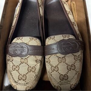 Gucci Brown and Tan Loafers Sz 8.5 women’s